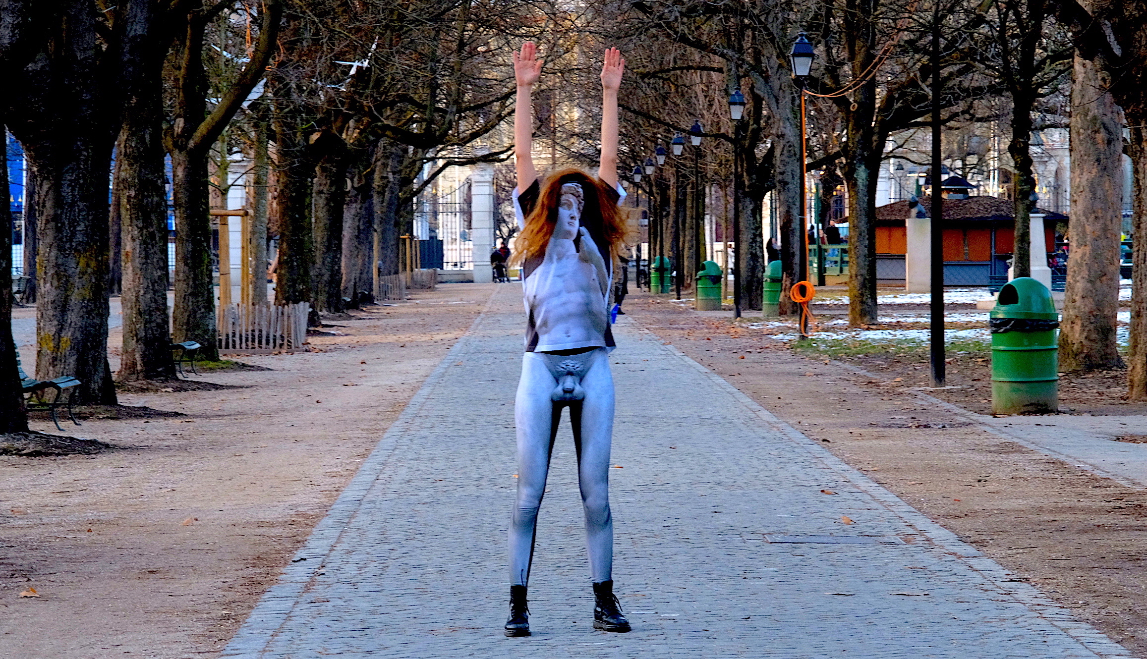 1. David dans l’Allée petit@LouisSé – copie 1. David dans l'Allée petit@LouisSé - copie